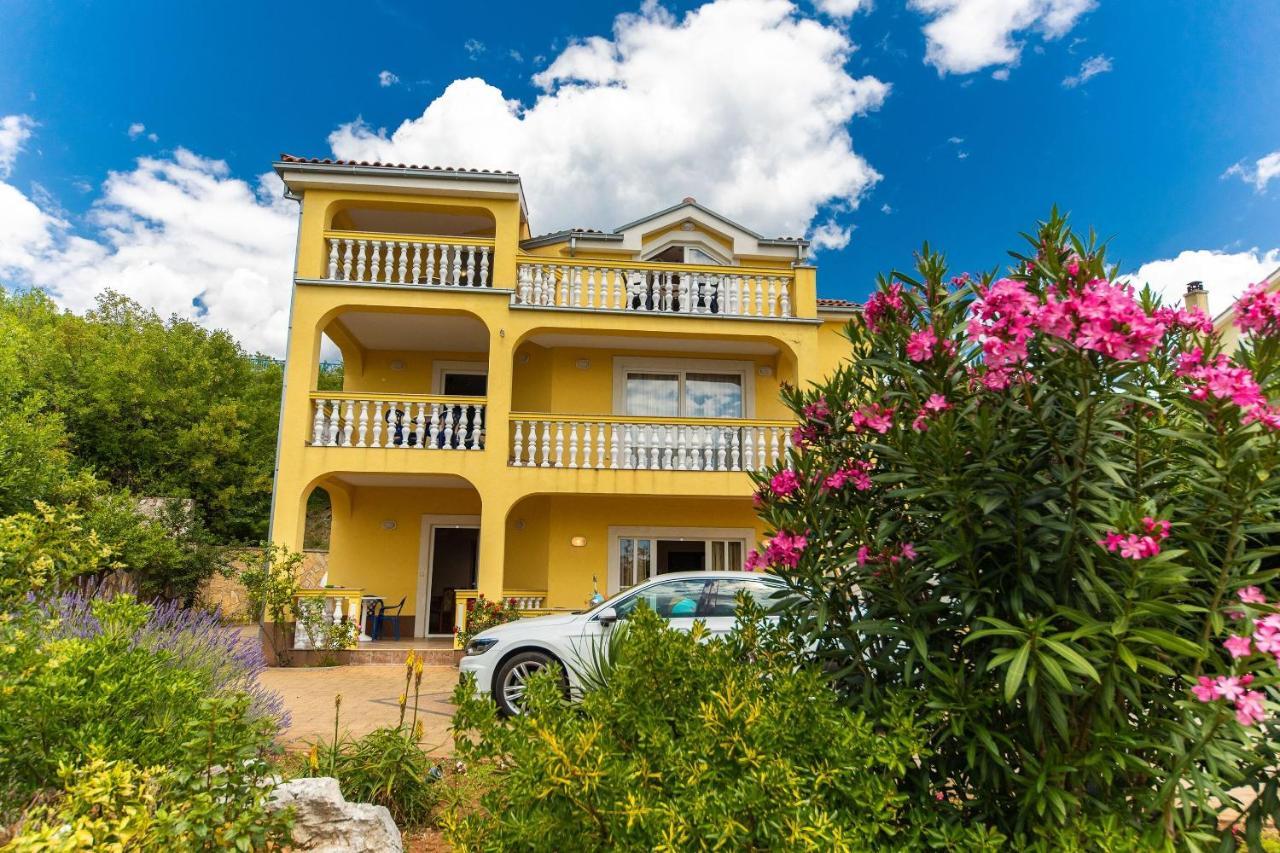 Apartments Artan Crikvenica Esterno foto