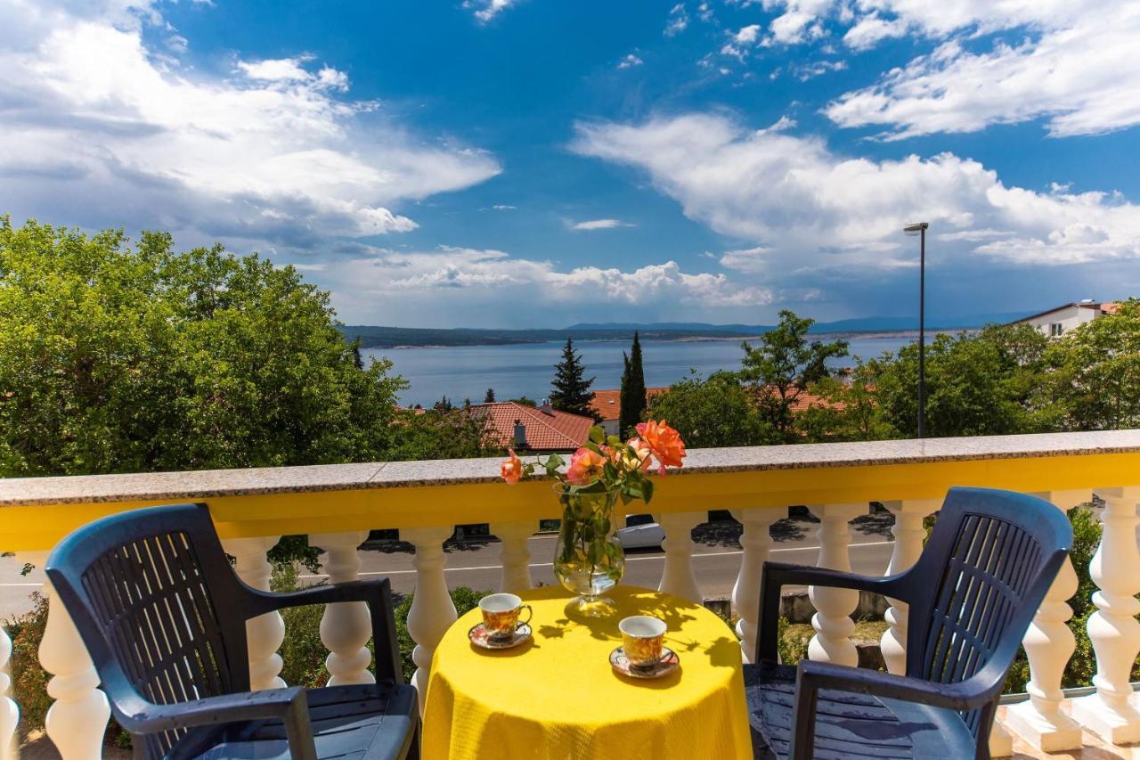 Apartments Artan Crikvenica Esterno foto
