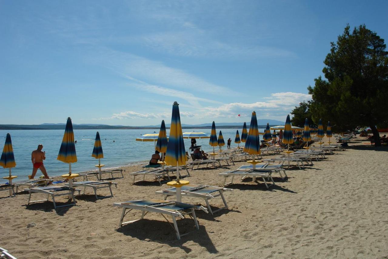 Apartments Artan Crikvenica Esterno foto